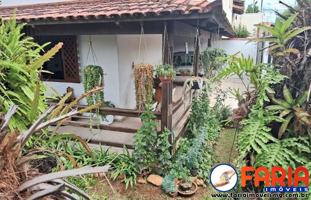 385 - Casa à venda no bairro JARDIM BEATRIZ - Faria Imóveis 6