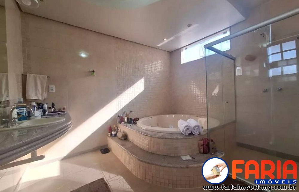 385 - Casa à venda no bairro JARDIM BEATRIZ - Faria Imóveis 18