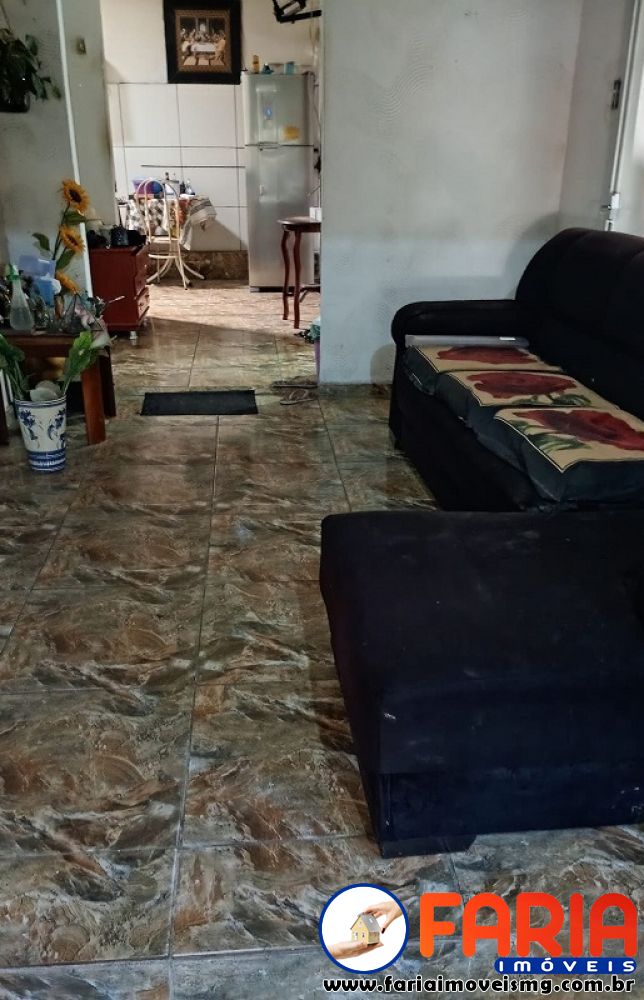 390 - Casa &agrave; venda no bairro SÃO CRÍSTOVÃO - Faria Im&oacute;veis 1