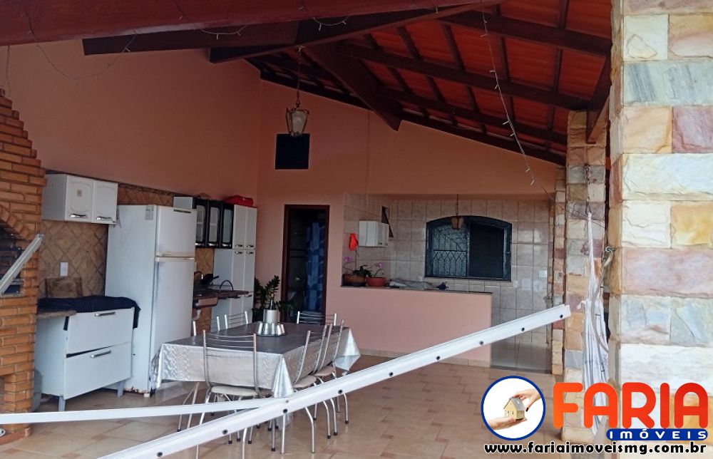 391 - Casa &agrave; venda no bairro PROVIDÊNCIA - Faria Im&oacute;veis 2