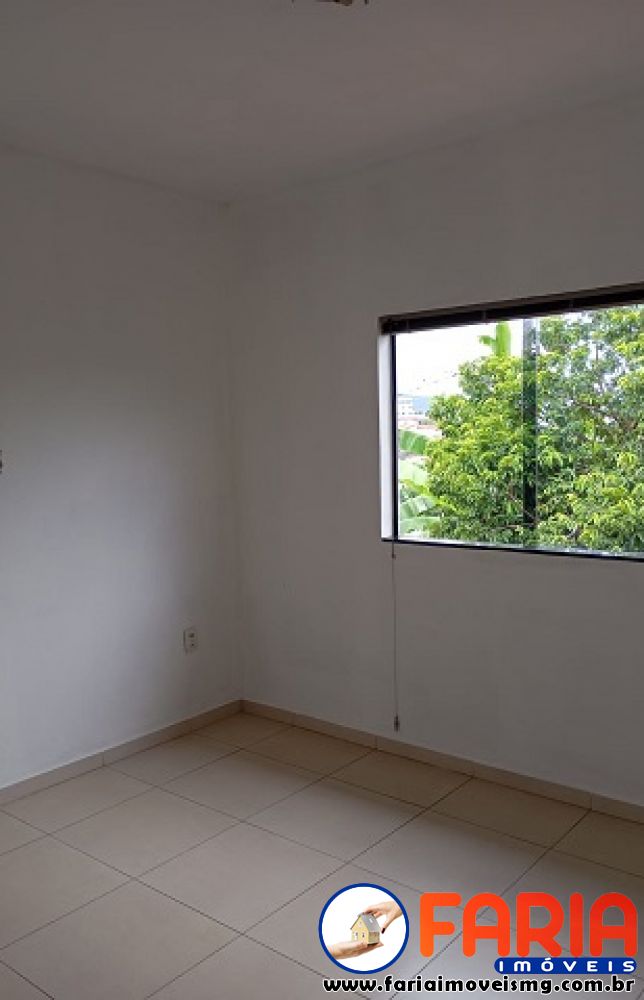 392 - Casa &agrave; venda no bairro VILA FERREIRA - Faria Im&oacute;veis 2