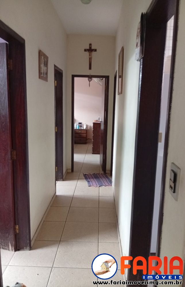 393 - Casa &agrave; venda no bairro CENTRO - Faria Im&oacute;veis 9